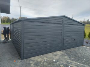 Plechová garáž 6 × 6 m